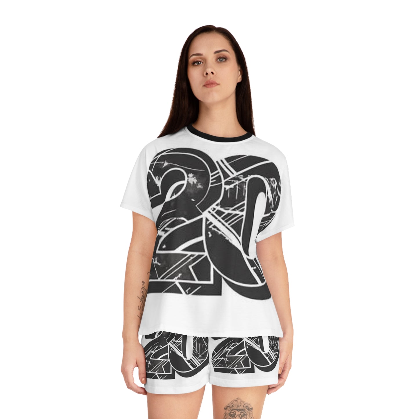 Trendy Women's Short Pajama Set with Bold '20' Design