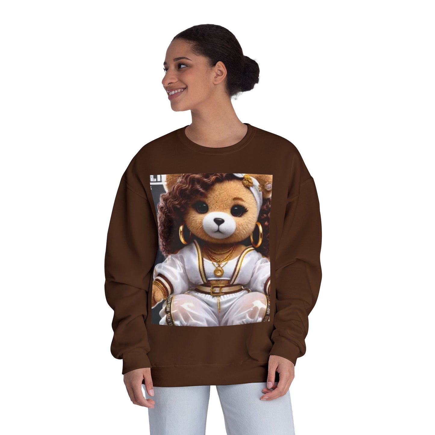 Stylish Bear Graphic Crewneck Sweatshirt - Cozy Fashion for Animal Lovers