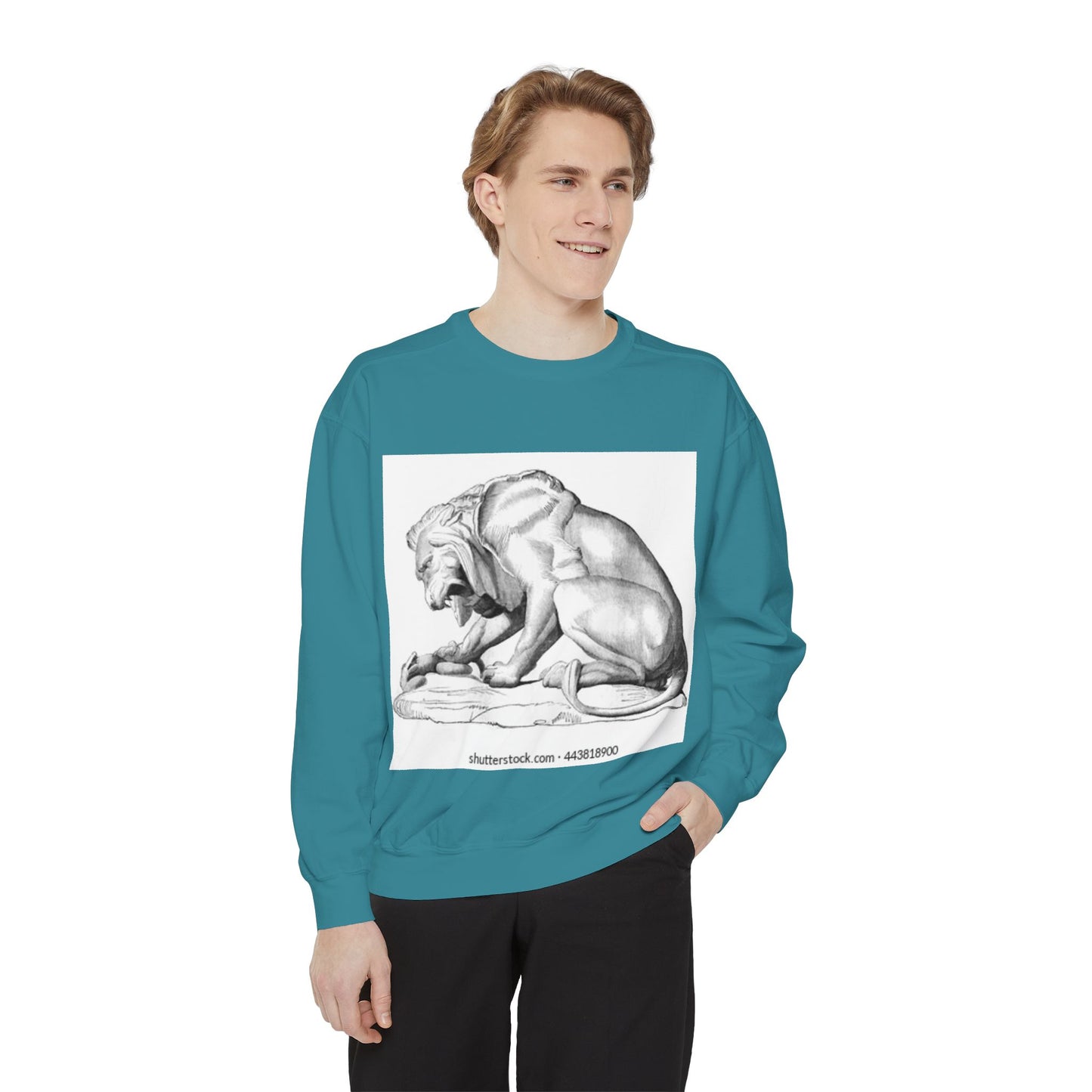 Artistic Lion Graphic Unisex Sweatshirt - Cozy & Stylish