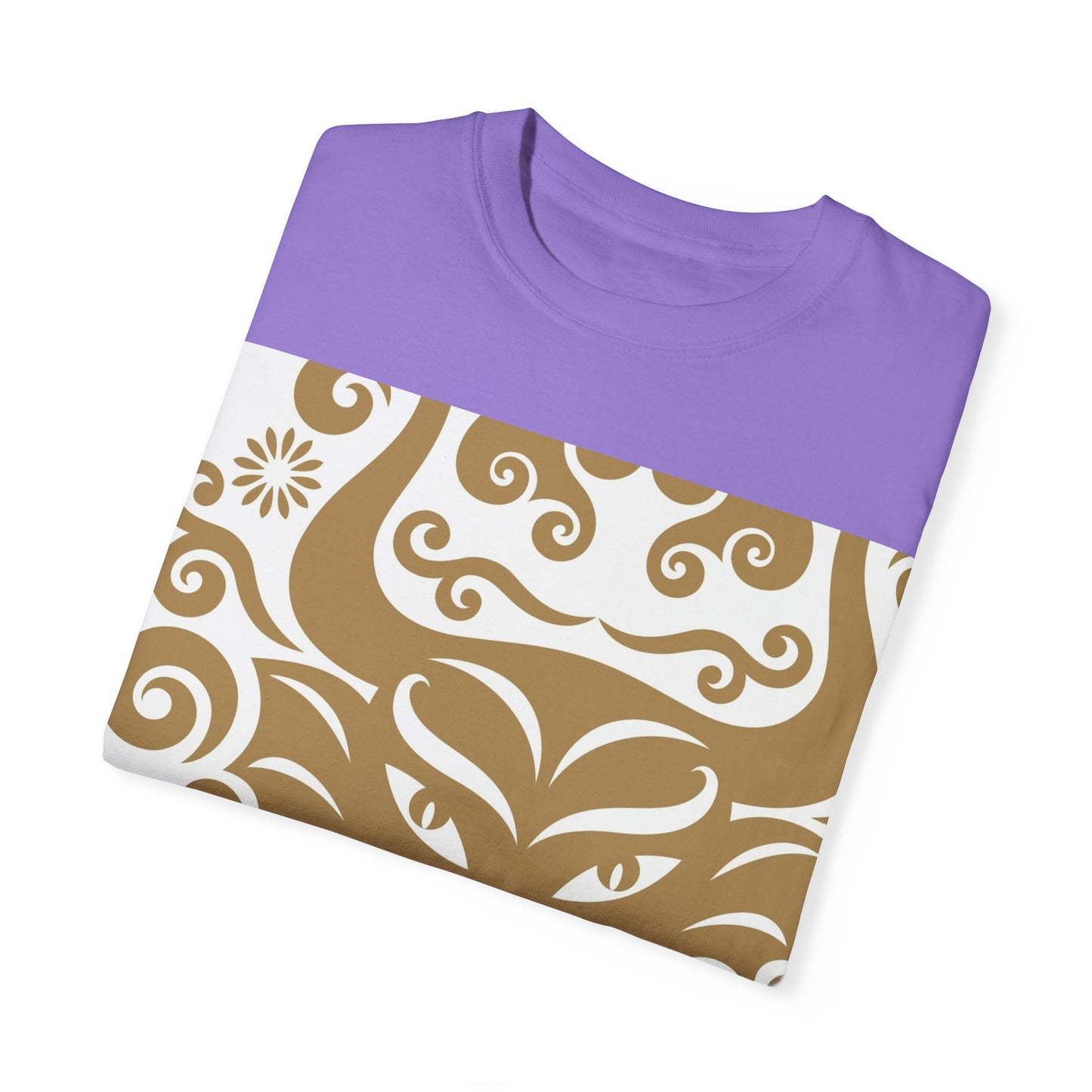 Garment-Dyed Dragon Graphic T-shirt for Nature Lovers