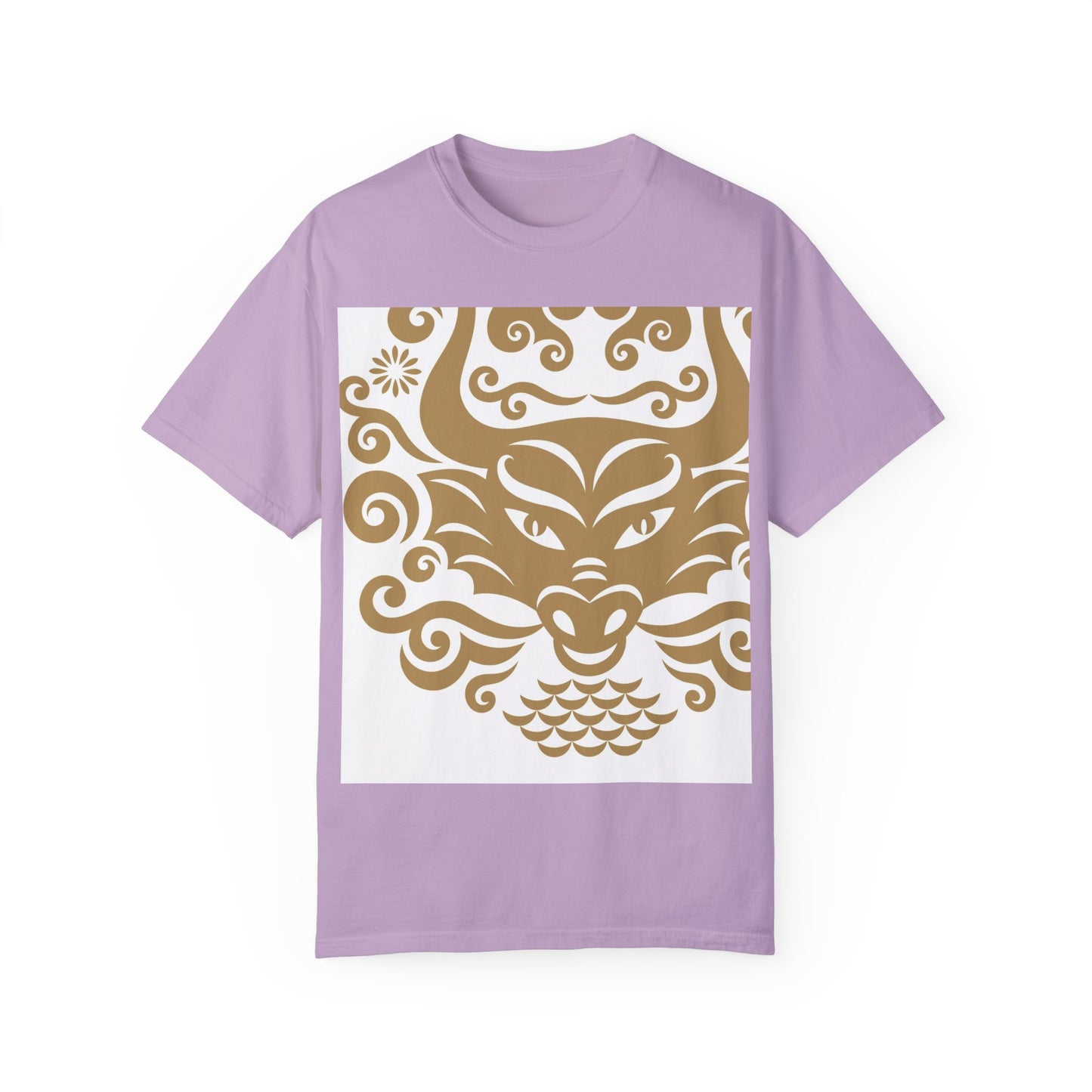 Garment-Dyed Dragon Graphic T-shirt for Nature Lovers