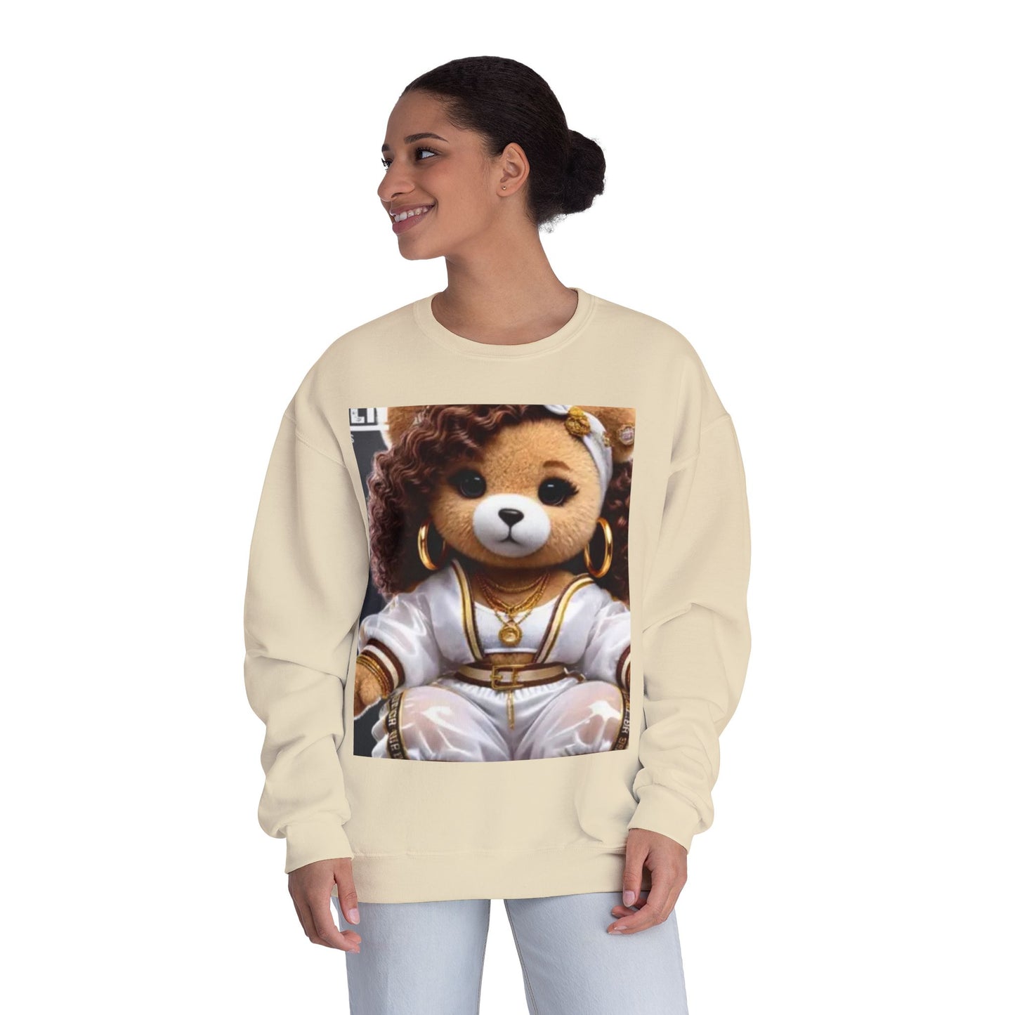 Stylish Bear Graphic Crewneck Sweatshirt - Cozy Fashion for Animal Lovers