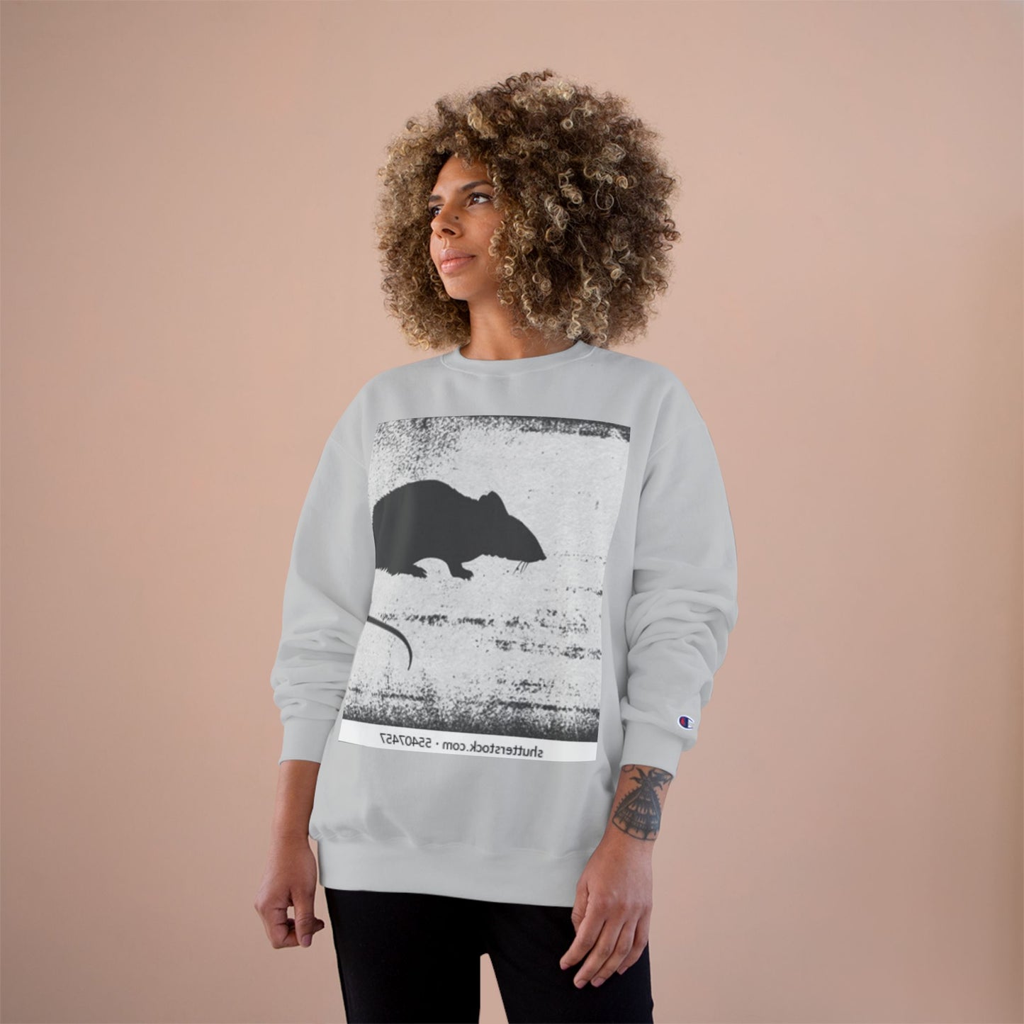 Vintage Style Rat Champion Sweatshirt - Cozy Layer for Animal Lovers