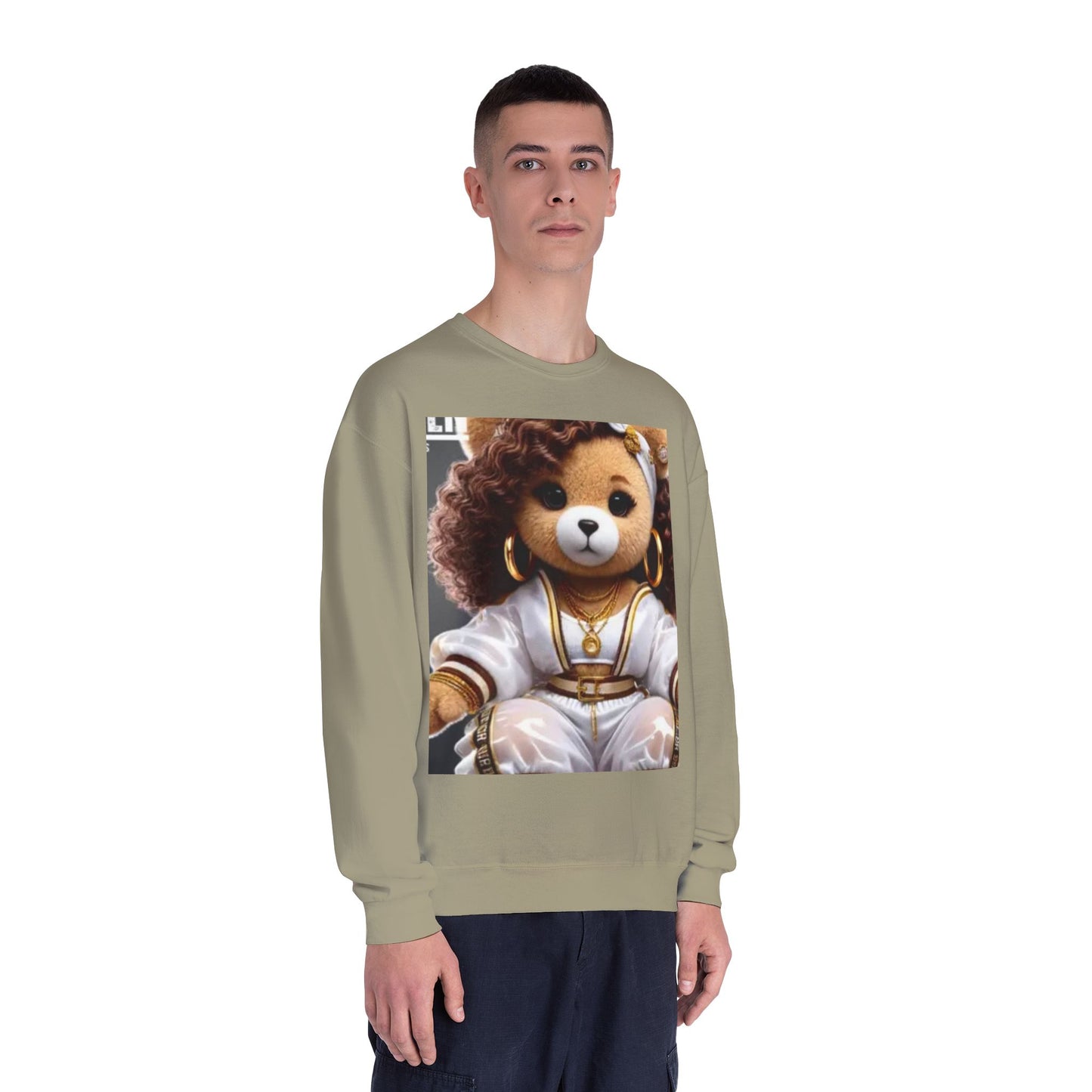 Stylish Bear Graphic Crewneck Sweatshirt - Cozy Fashion for Animal Lovers