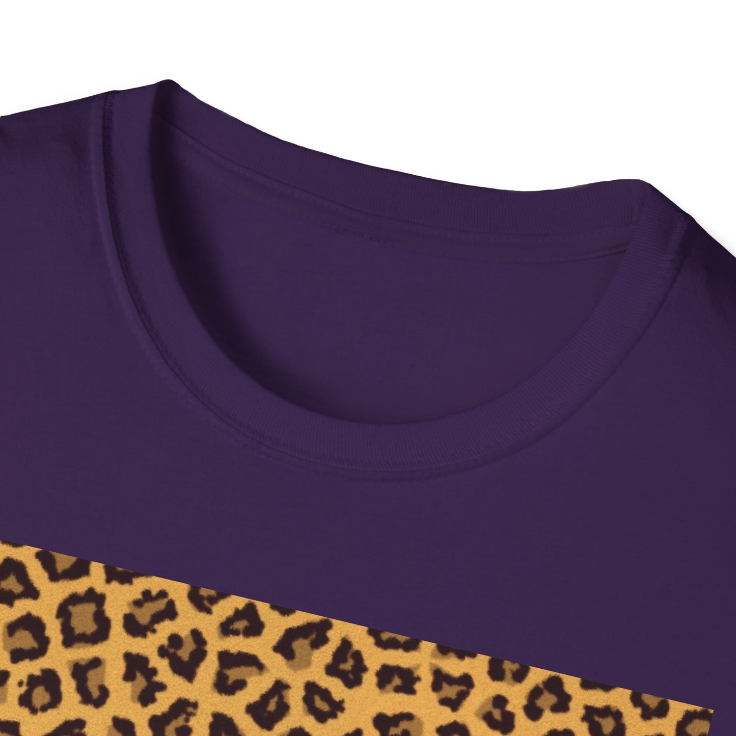 Leopard Print Unisex Softstyle T-Shirt - Trendy Casual Wear