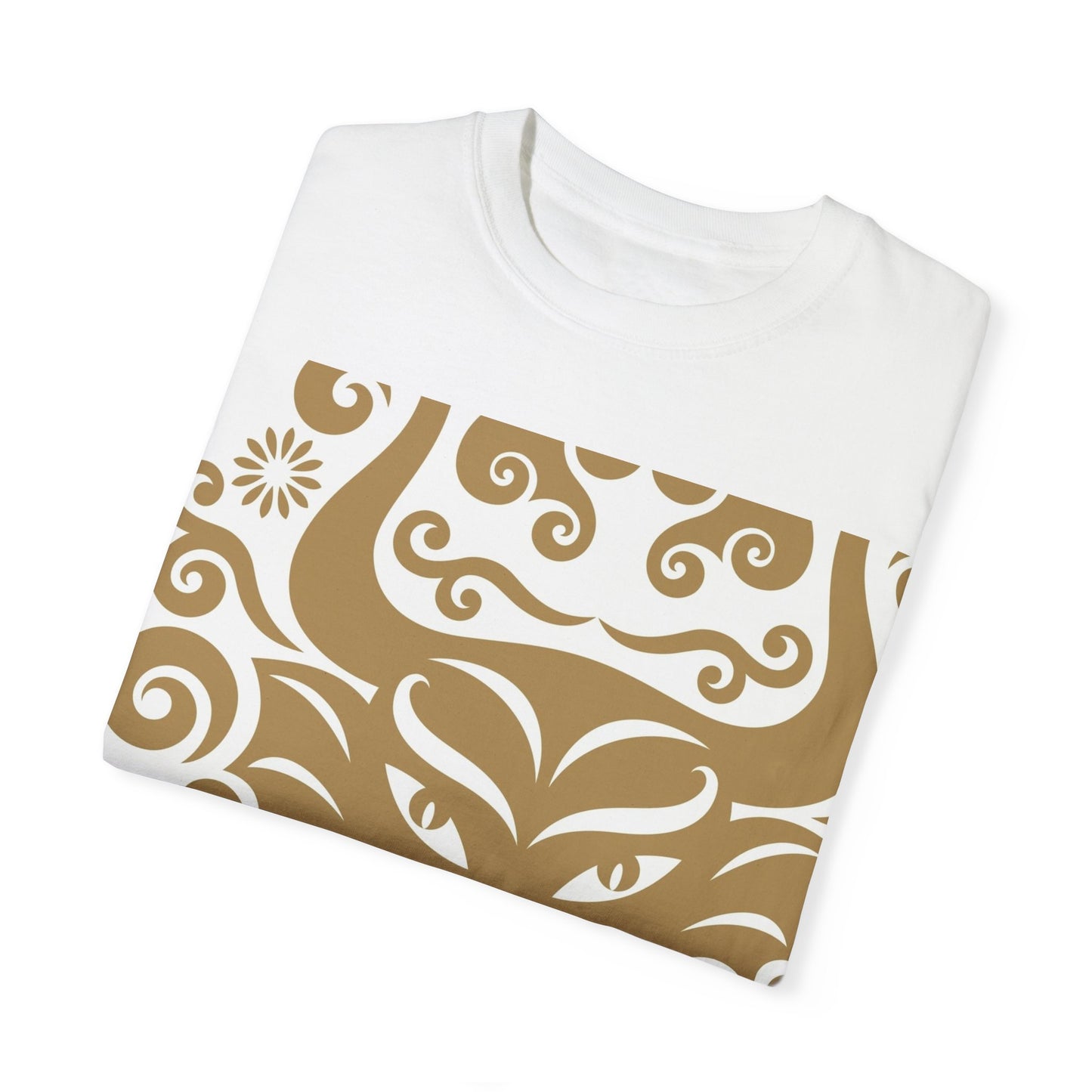 Garment-Dyed Dragon Graphic T-shirt for Nature Lovers
