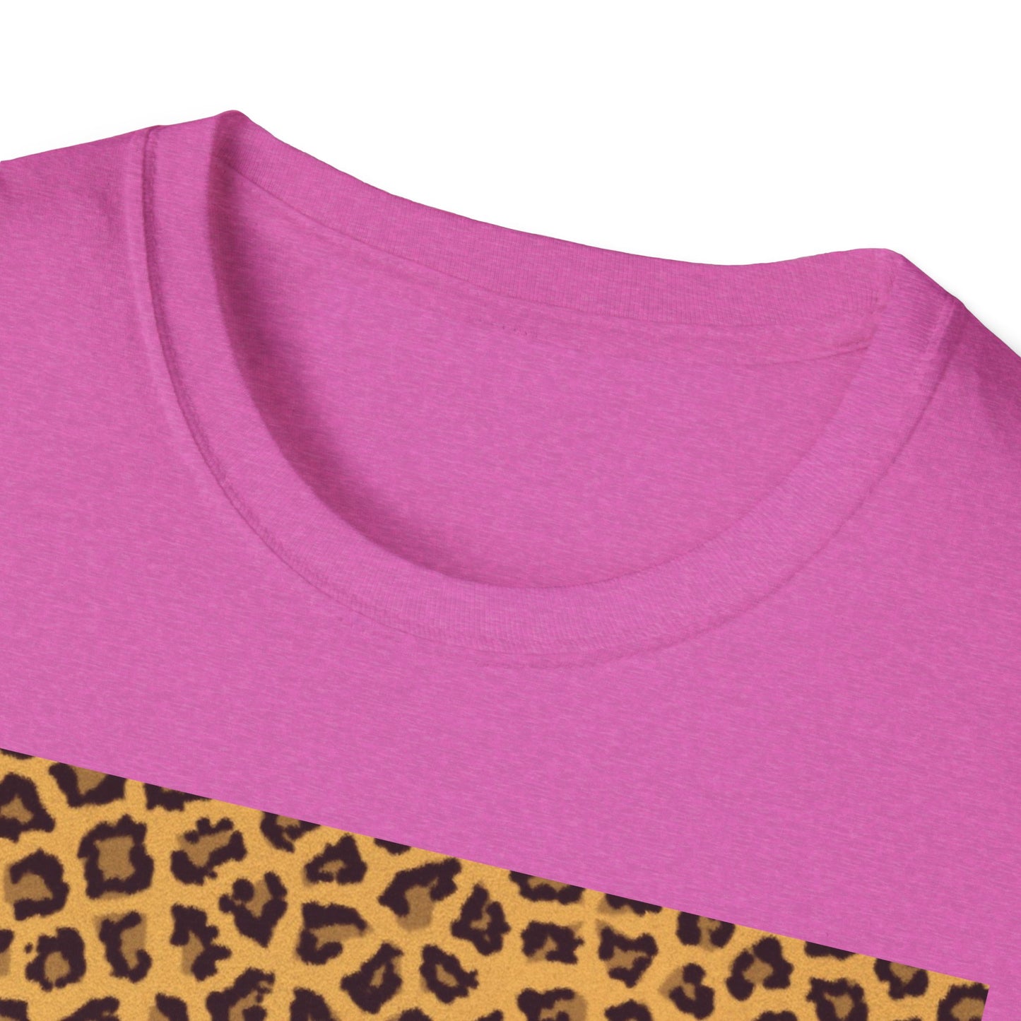 Leopard Print Unisex Softstyle T-Shirt - Trendy Casual Wear