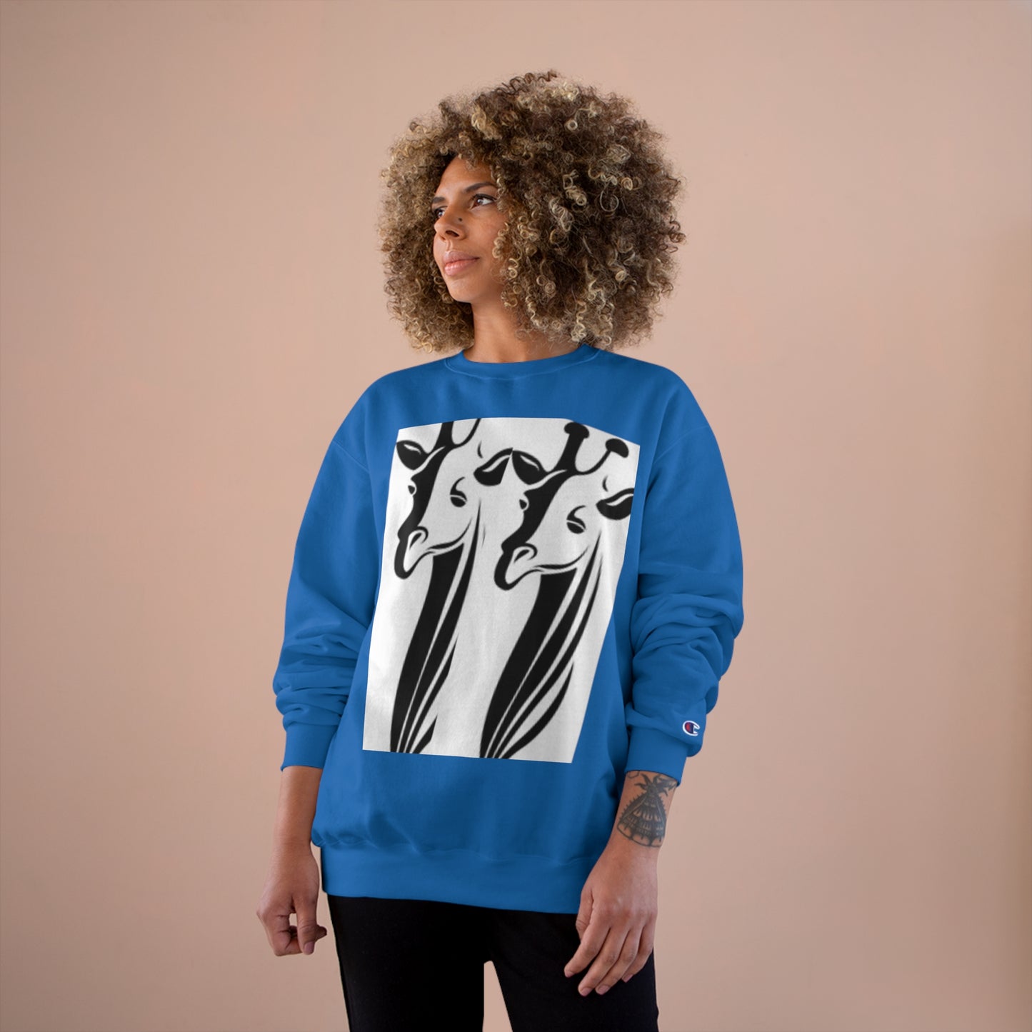Giraffe Lovers Champion Sweatshirt - Cozy Wildlife Apparel