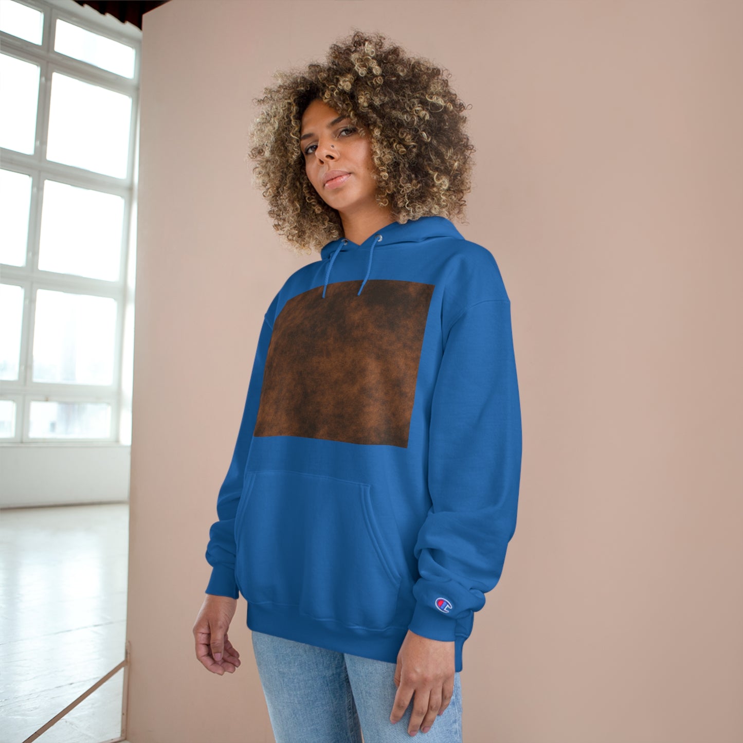 Stylish Champion Hoodie for Cozy Comfort - Perfect for Casual Outings and Relaxation