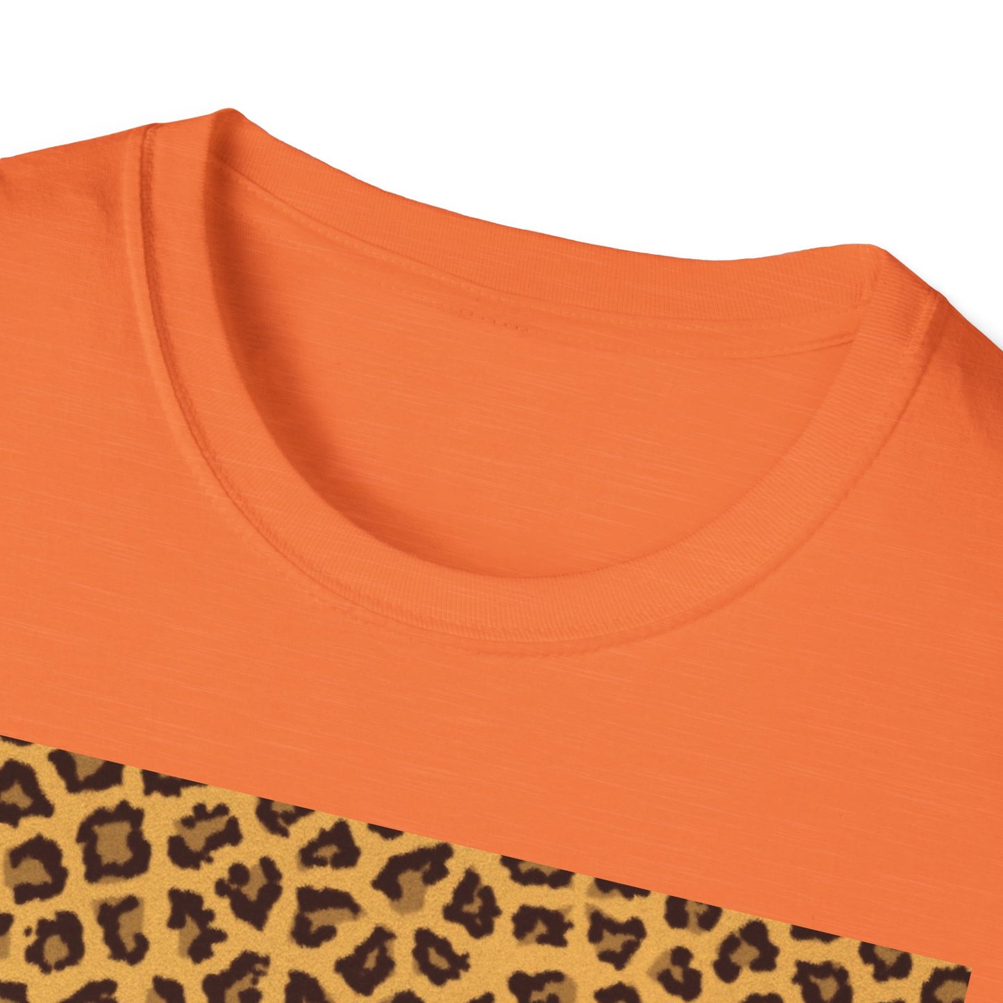 Leopard Print Unisex Softstyle T-Shirt - Trendy Casual Wear
