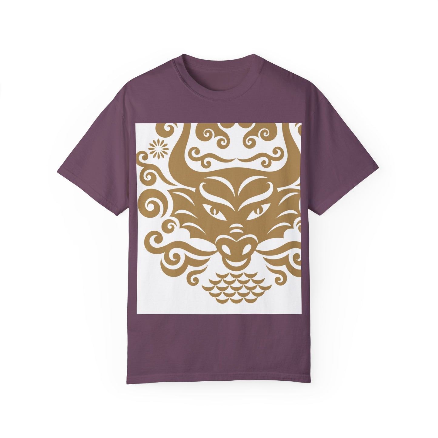 Garment-Dyed Dragon Graphic T-shirt for Nature Lovers