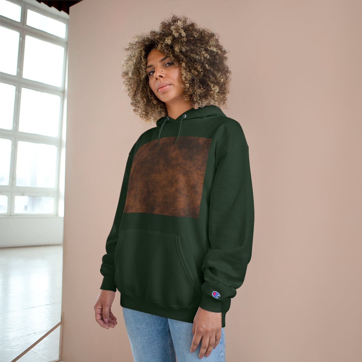 Stylish Champion Hoodie for Cozy Comfort - Perfect for Casual Outings and Relaxation