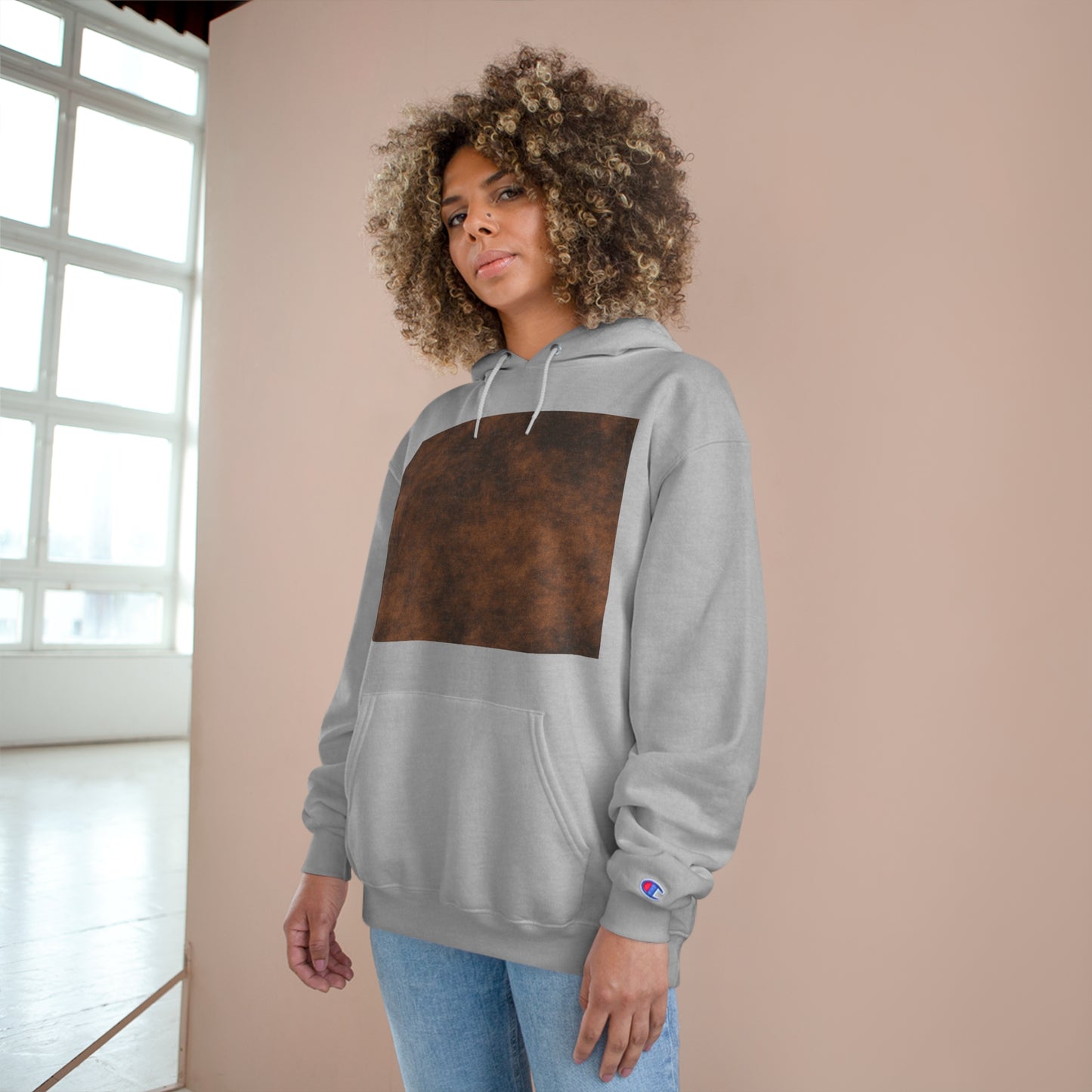 Stylish Champion Hoodie for Cozy Comfort - Perfect for Casual Outings and Relaxation