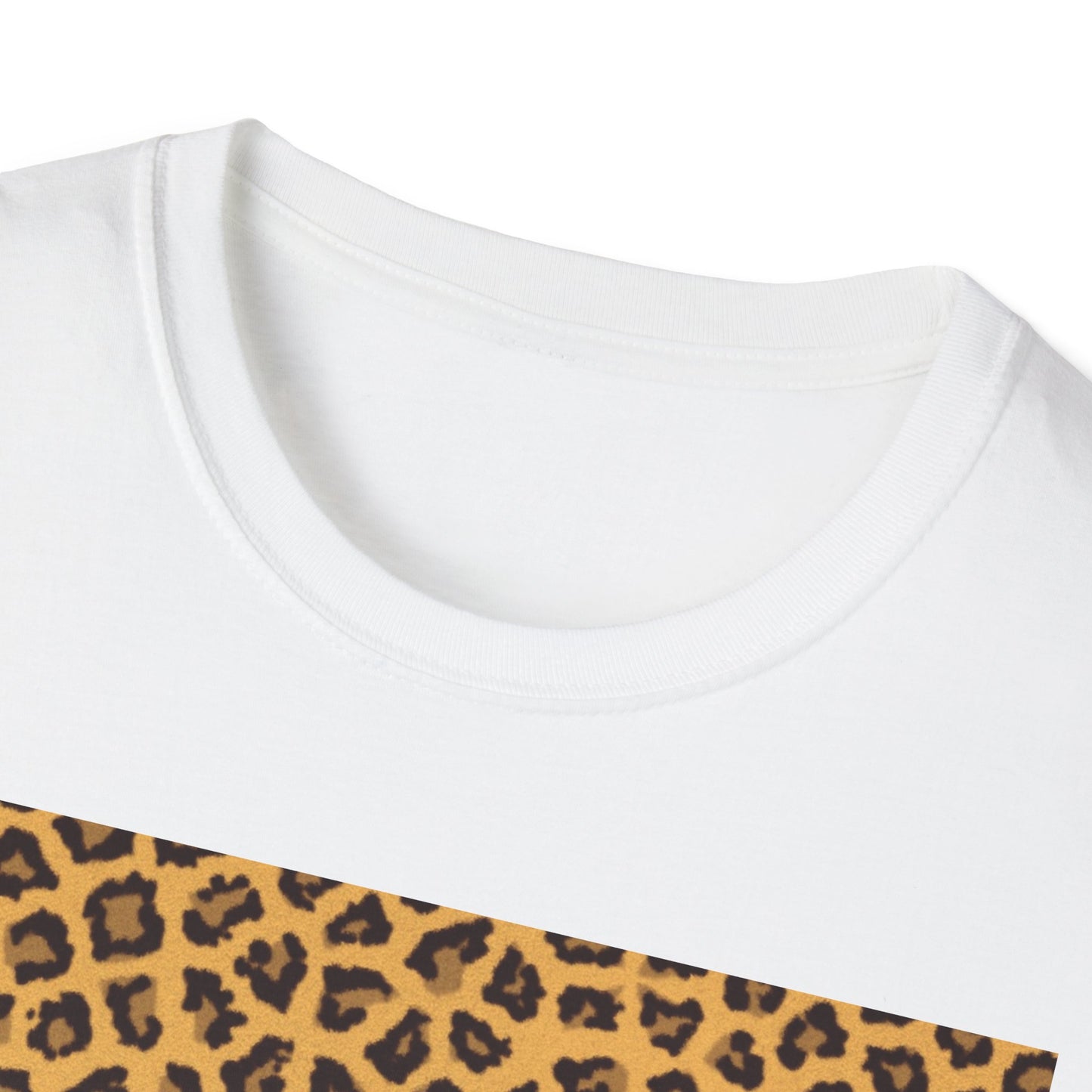 Leopard Print Unisex Softstyle T-Shirt - Trendy Casual Wear