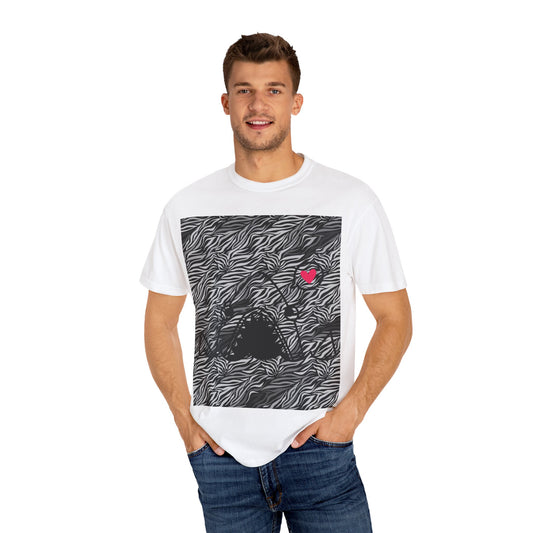 Trendy Unisex Garment-Dyed T-Shirt with Heart Design - Perfect for Casual Outings and Gifts