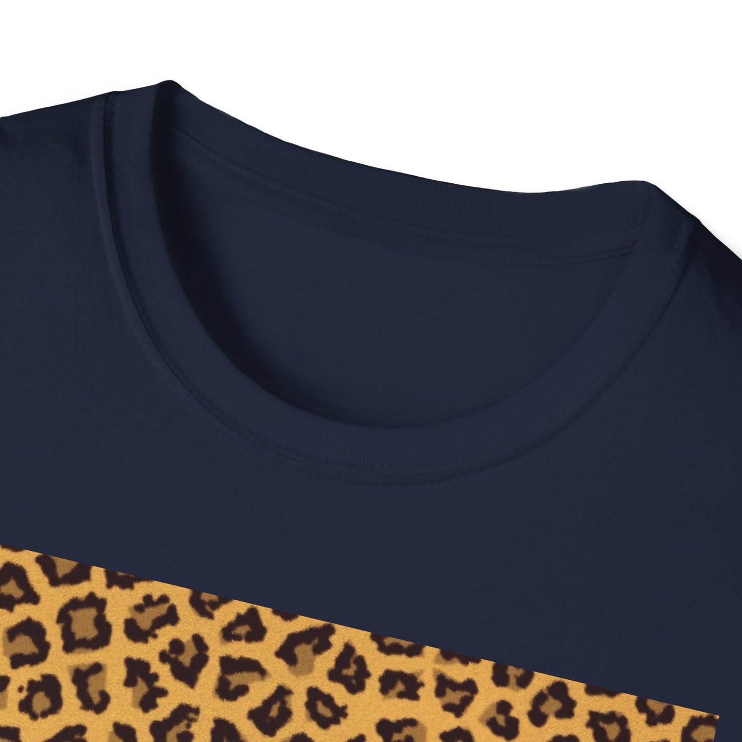Leopard Print Unisex Softstyle T-Shirt - Trendy Casual Wear