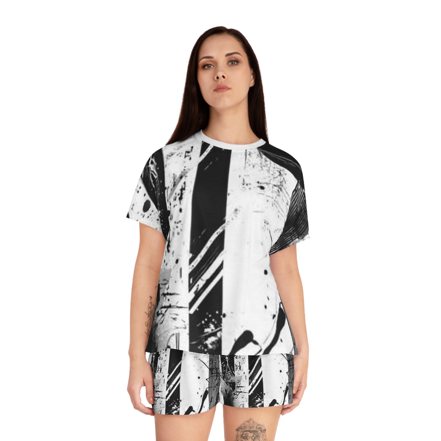 Stylish Women's Short Pajama Set - Abstract Black & White Design for Cozy Nights