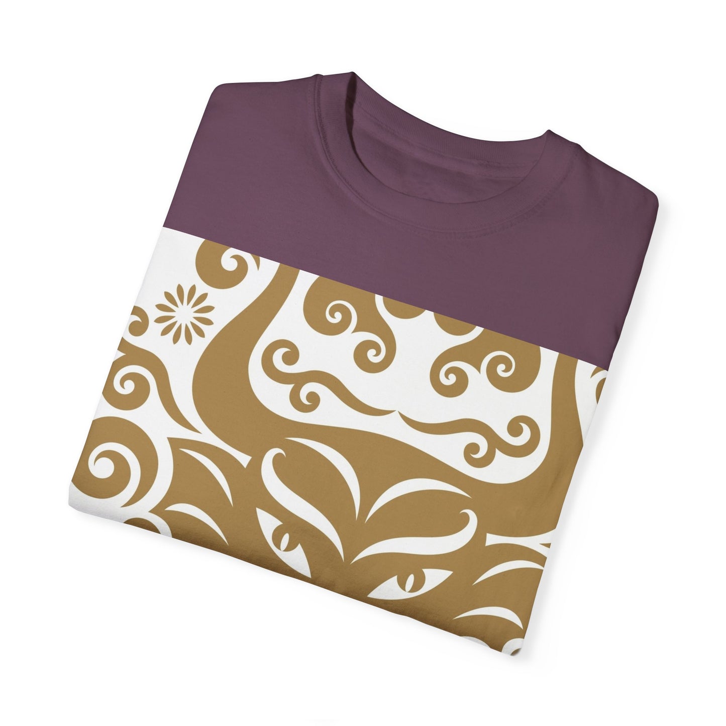 Garment-Dyed Dragon Graphic T-shirt for Nature Lovers