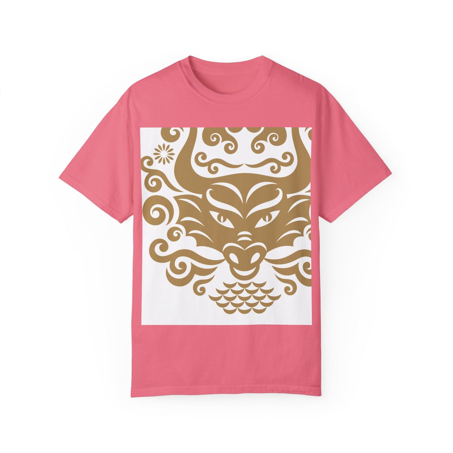 Garment-Dyed Dragon Graphic T-shirt for Nature Lovers