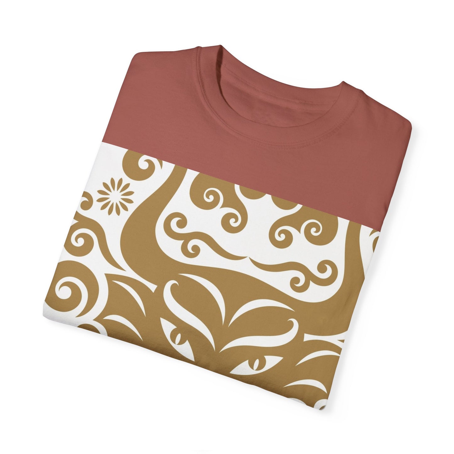 Garment-Dyed Dragon Graphic T-shirt for Nature Lovers