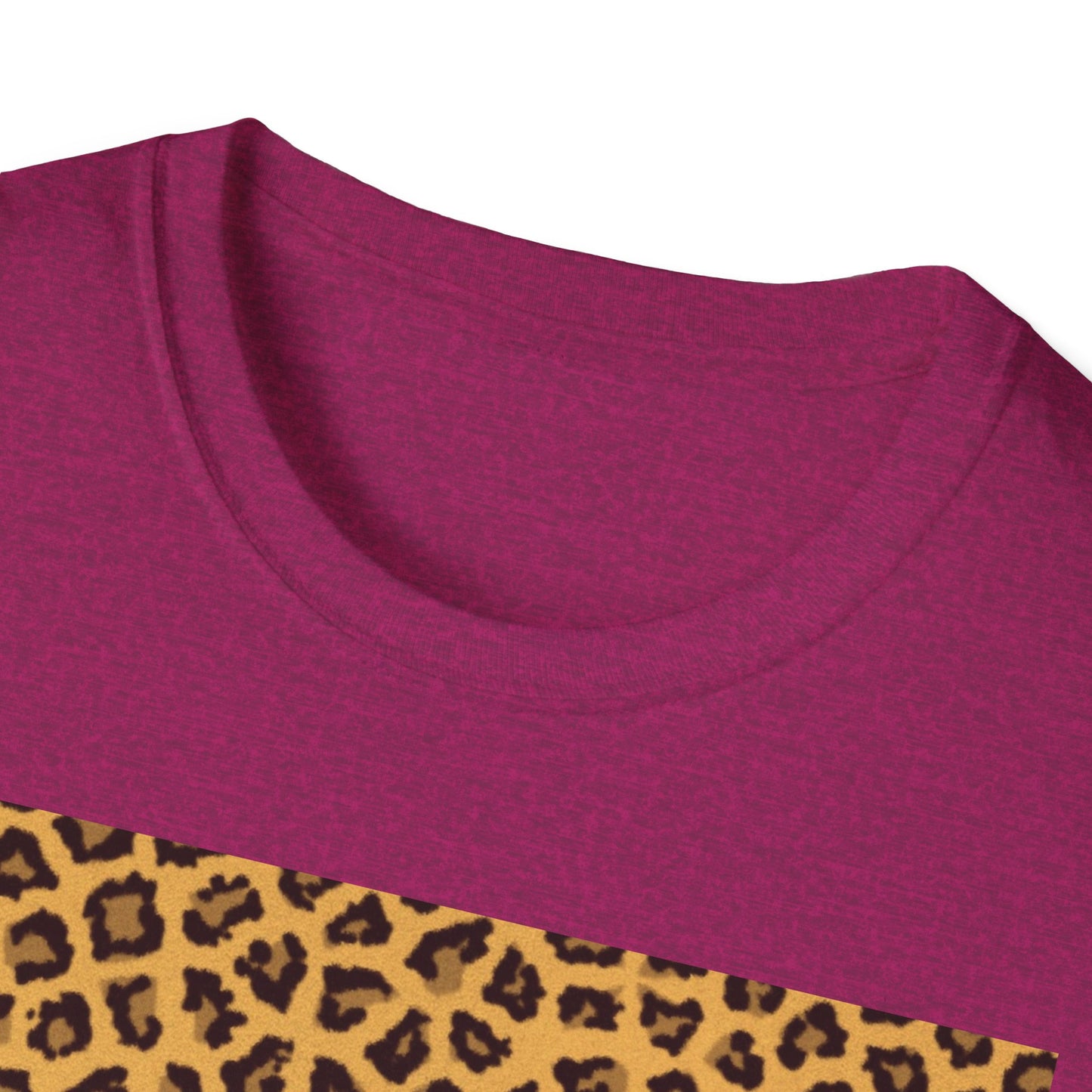 Leopard Print Unisex Softstyle T-Shirt - Trendy Casual Wear
