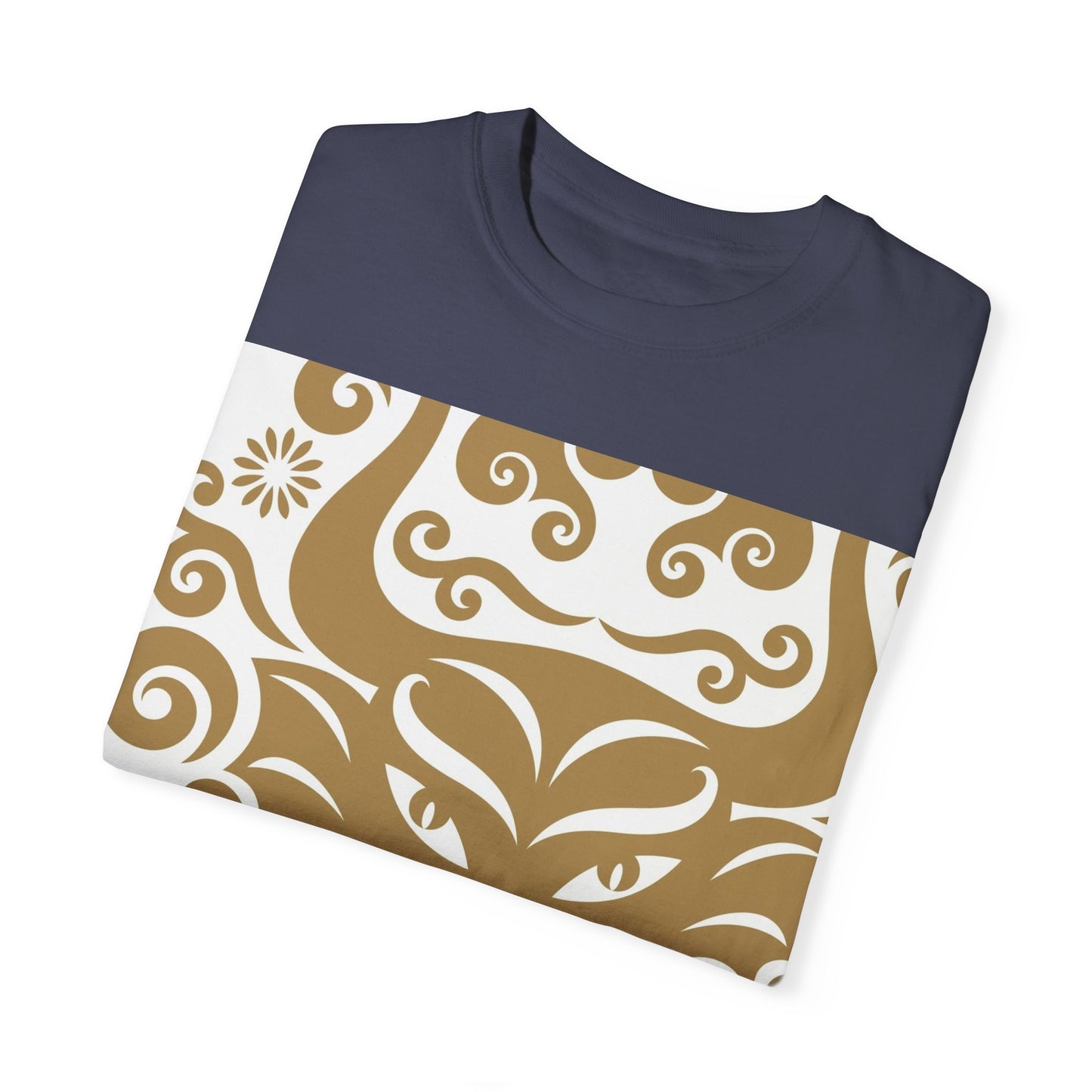 Garment-Dyed Dragon Graphic T-shirt for Nature Lovers