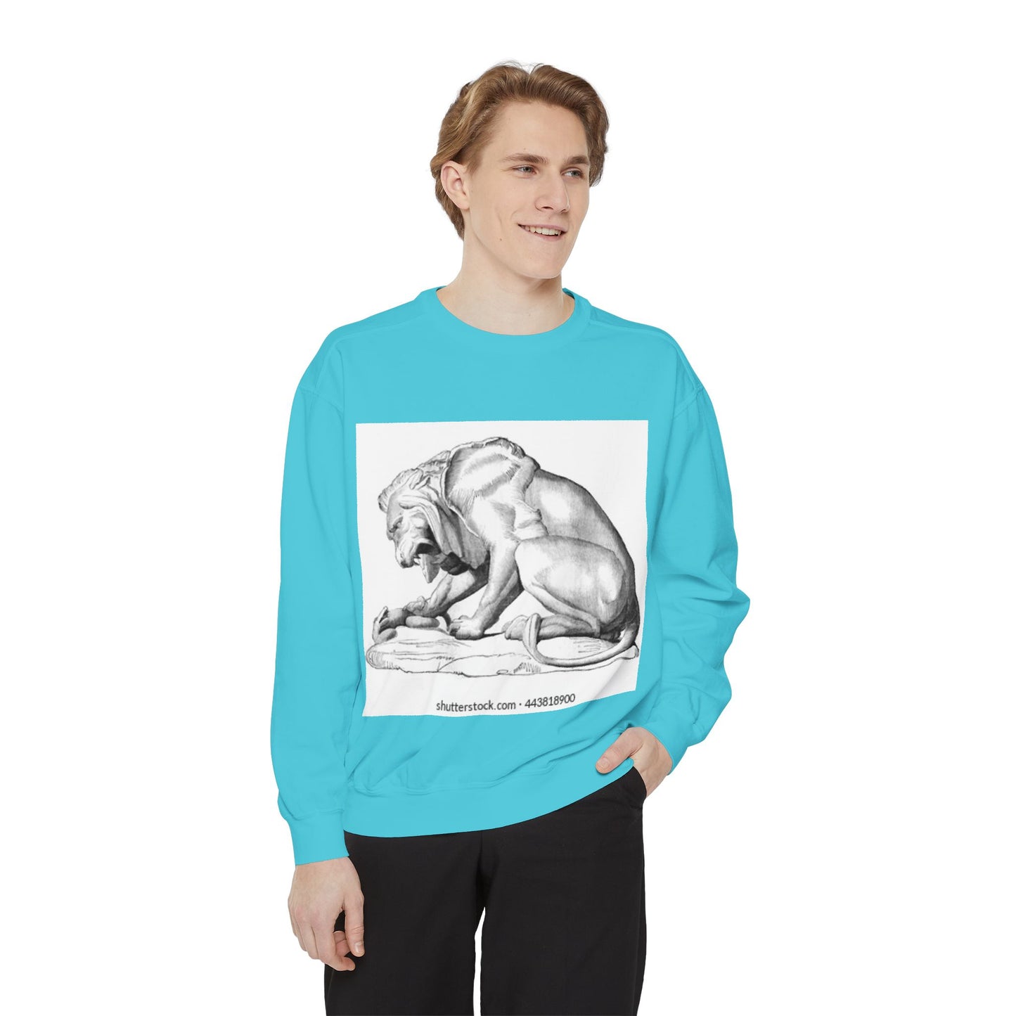 Artistic Lion Graphic Unisex Sweatshirt - Cozy & Stylish