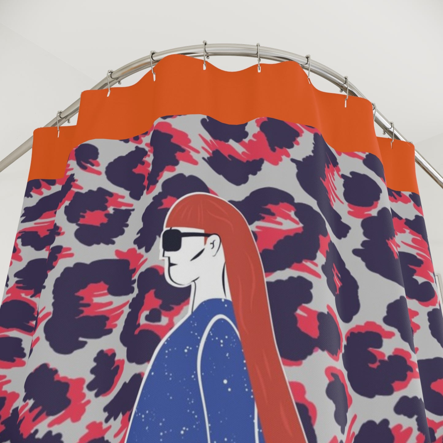 Chic Fashionista Shower Curtain - Trendy Leopard Print for Stylish Bathrooms