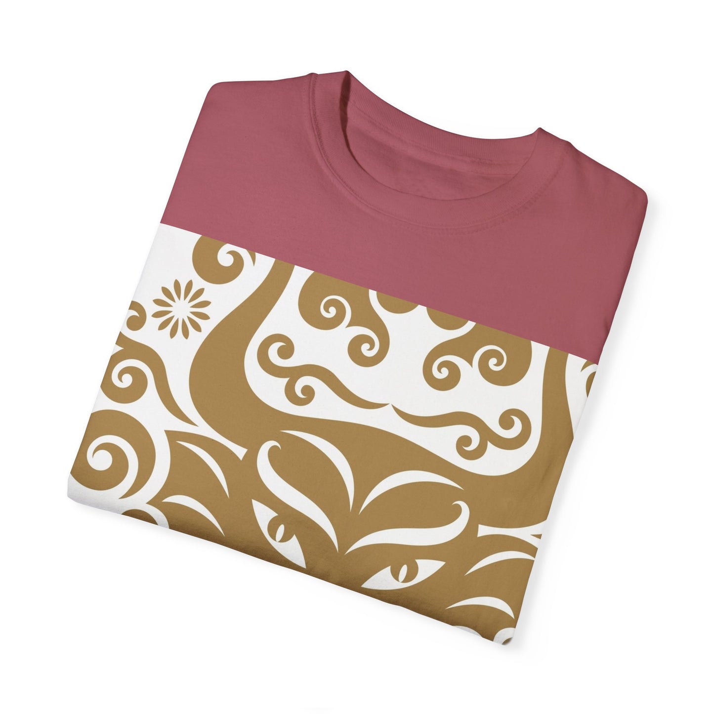 Garment-Dyed Dragon Graphic T-shirt for Nature Lovers