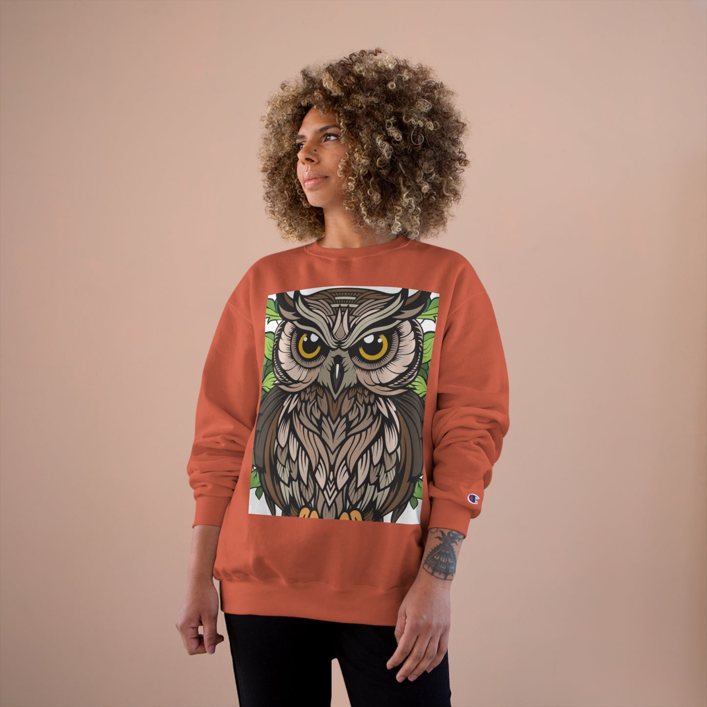 Champion Owl Sweatshirt - Cozy Unisex Sweater Perfect for Nature Lovers